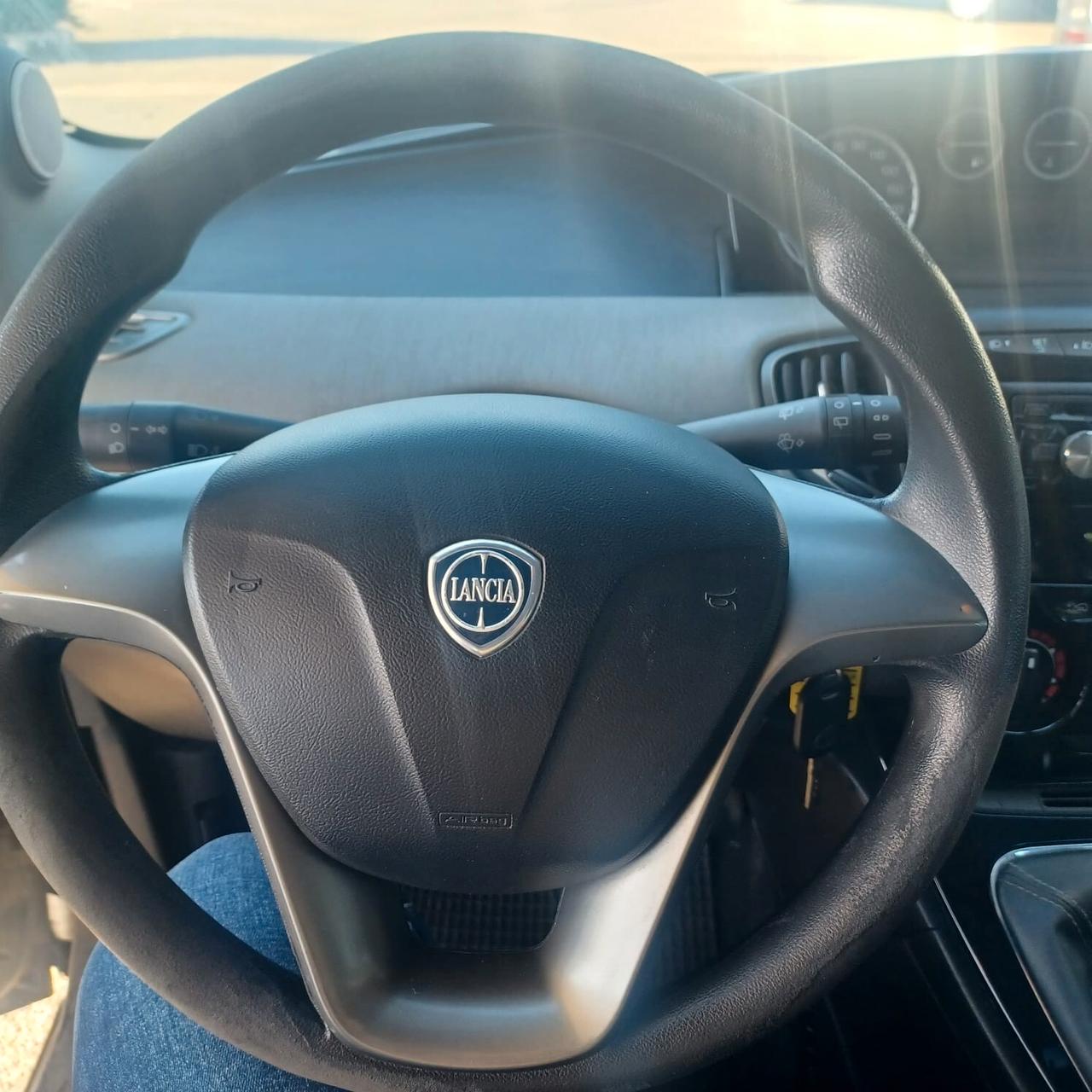 INDISTRUTTIBILE LANCIA Y 1.2 GPL NEOPATENTATI