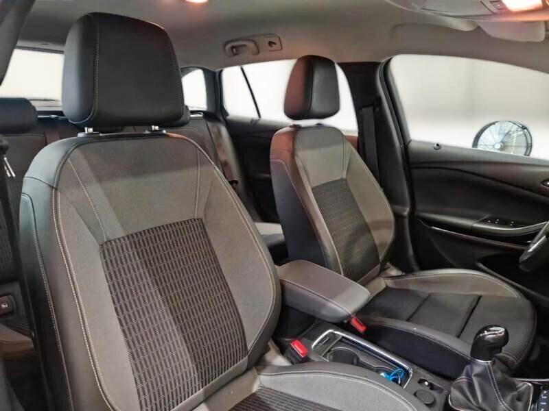 Opel Astra D Iva Esposta Garanzia Finanziabile