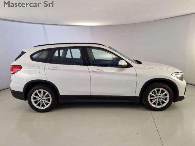 BMW X1 X1 sdrive16d Business Adv. auto - targa GE255CB