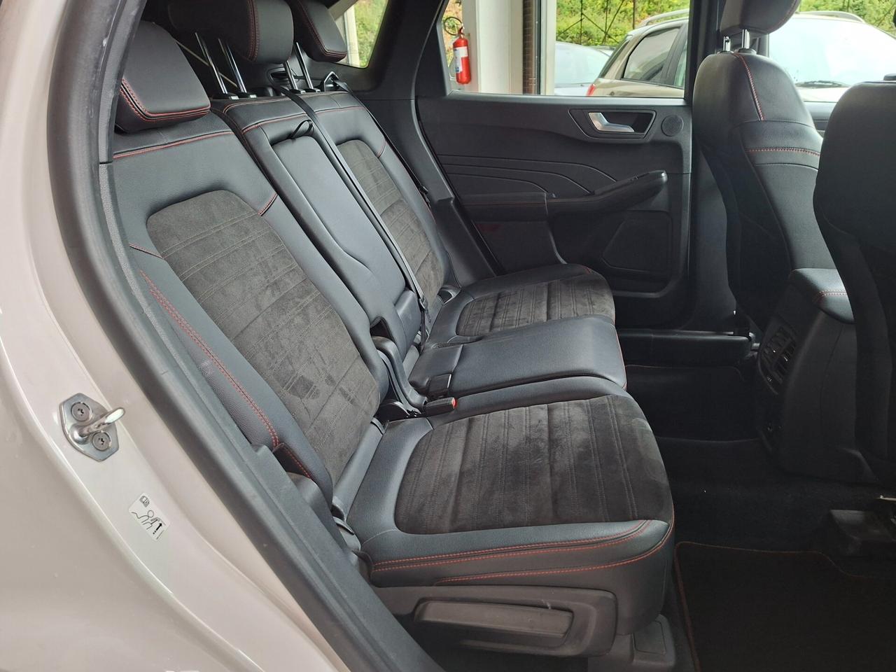 Ford Kuga 1.5 ST-LINE