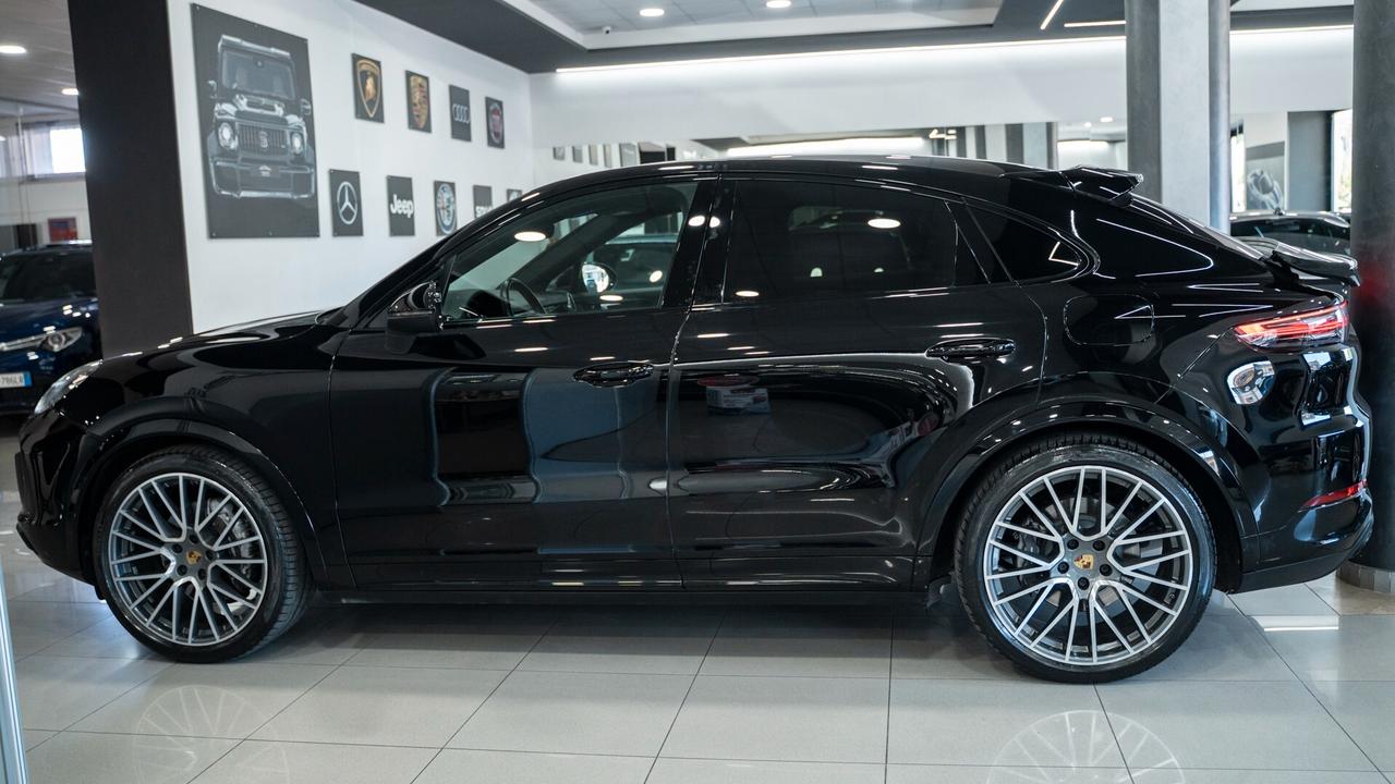 Porsche Cayenne COUPE 3.0 E-HYBRID TIPTRONIC 21" TETTO PANORAMICO PACK CHRONO BOSE SEDILI SCARICHI S