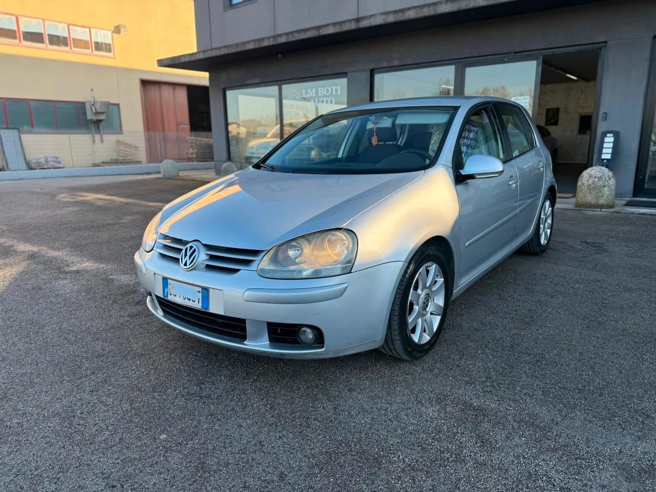 VWN GOLF SPORTLINE 2.0 TDI 2005 12 MESI DI GARANZIA