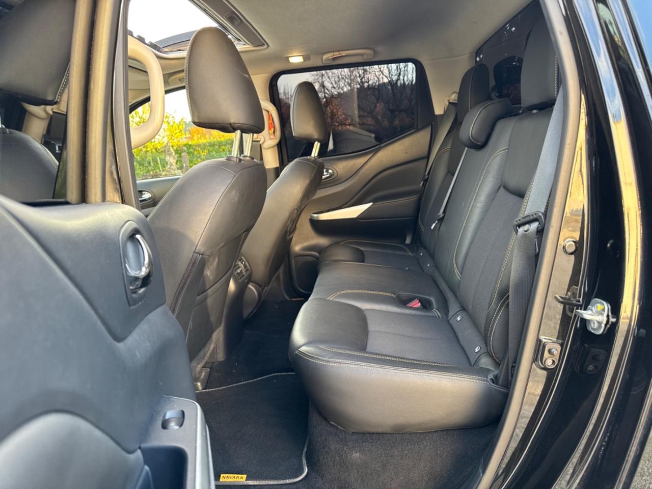 Nissan Navara 2.3 dCi 190 CV 7AT 4WD Double Cab N-Connecta