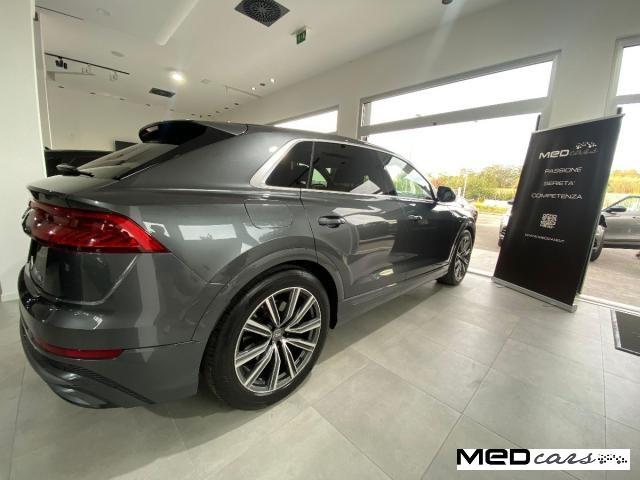 AUDI - Q8 - 50 TDI 286 CV quattro tiptronic Sport