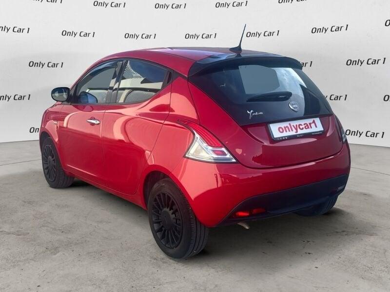 Lancia Ypsilon Ypsilon 1.0 firefly hybrid Silver Plus s&s 70cv