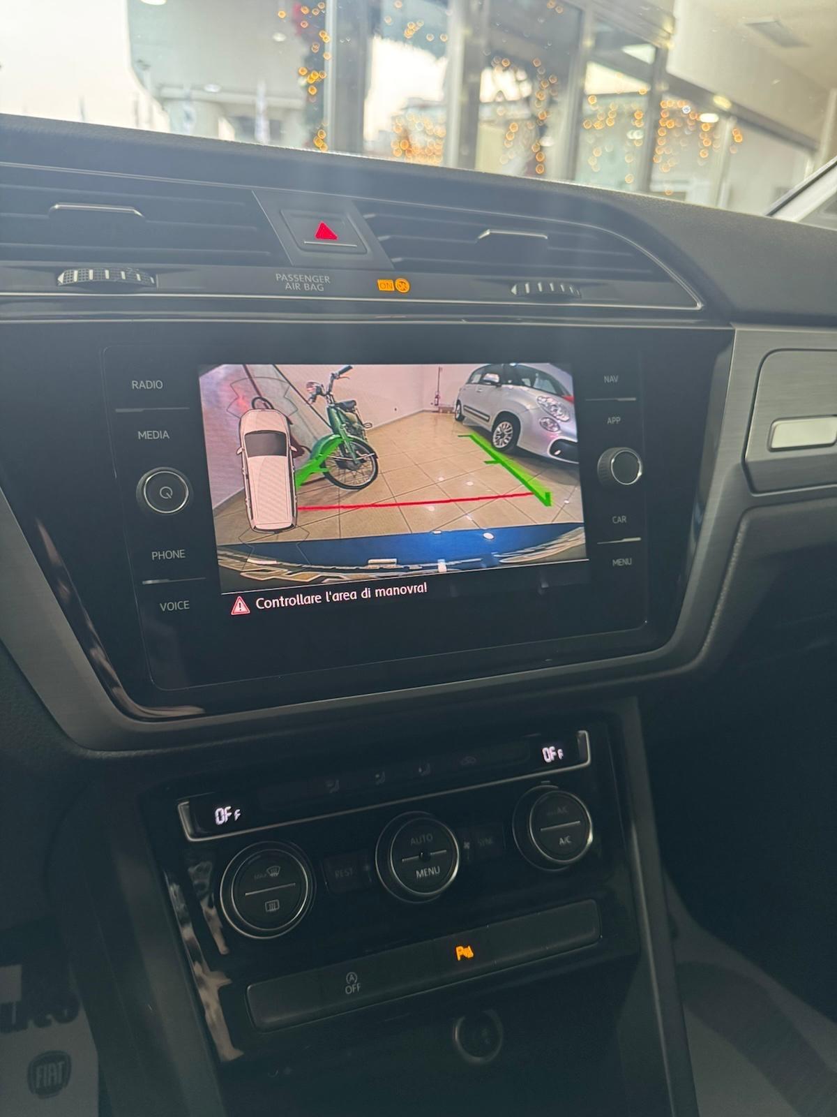 Volkswagen Touran 1.6 TDI 115 CV SCR DSG Highline BlueMotion Tech.