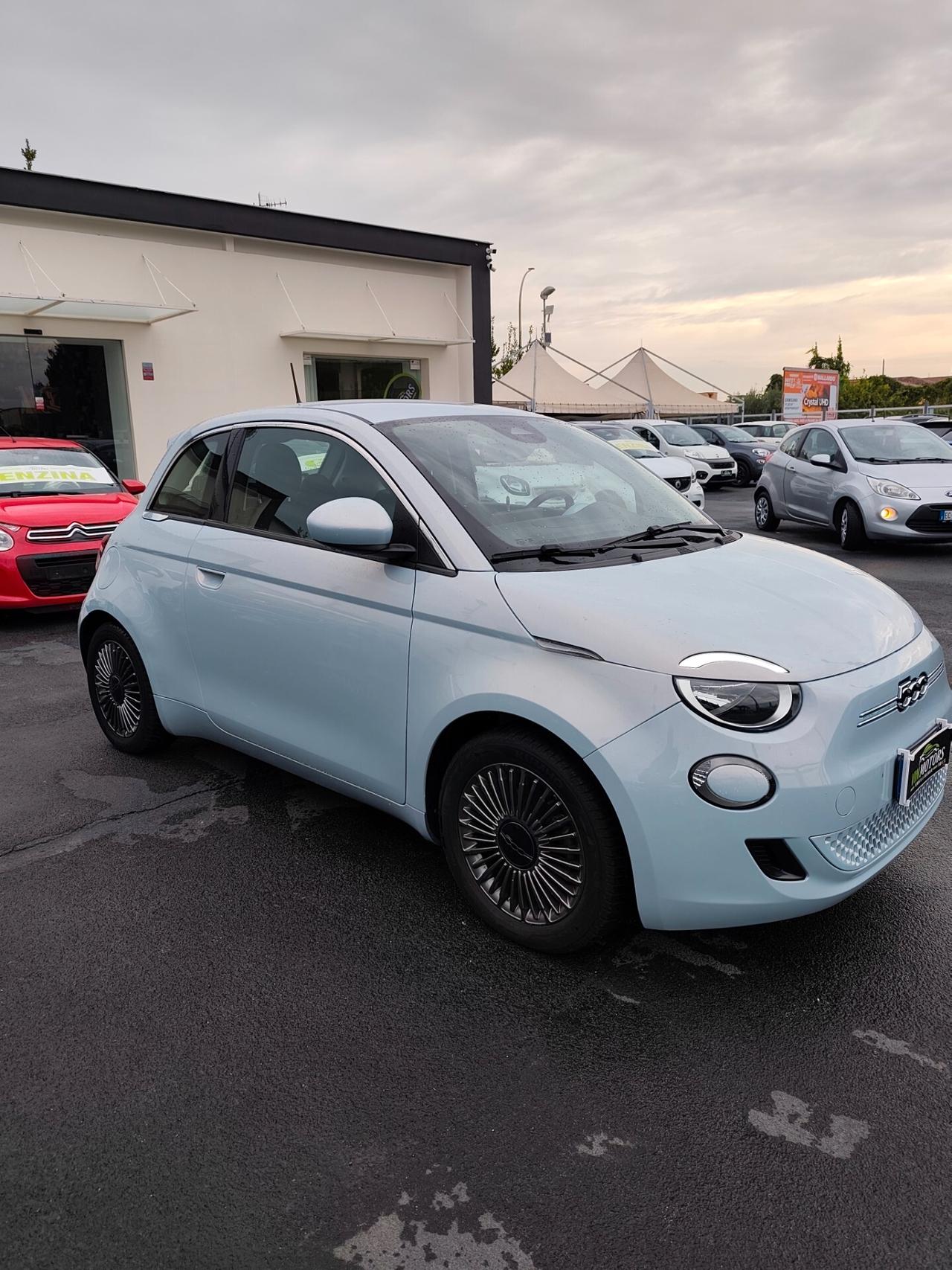 Fiat 500e Berlina 42 kWh La Prima 12/2020