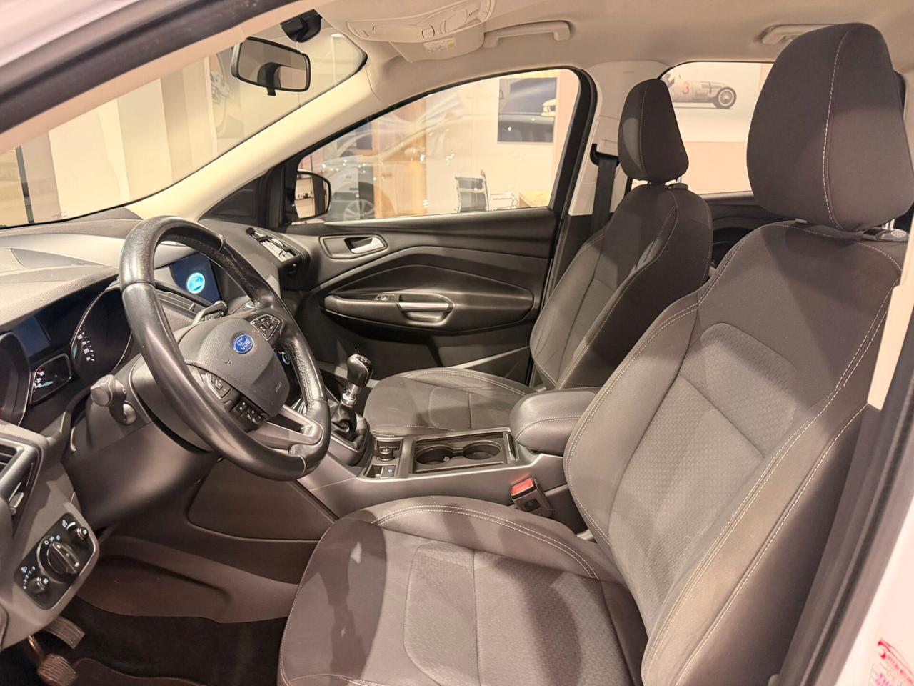 Ford Kuga 1.5 TDCI 120 CV S&S 2WD ST-Line