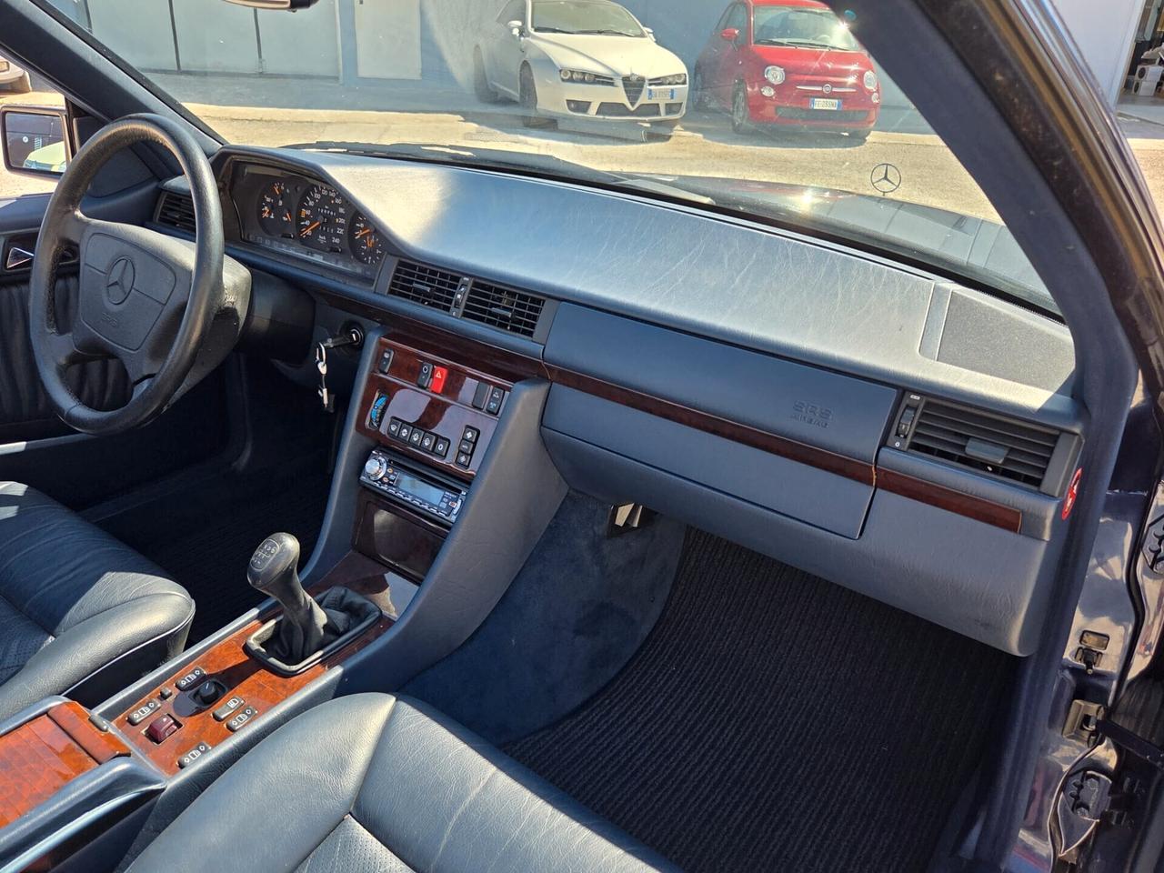 Mercedes-benz E 200 16V CABRIO A124