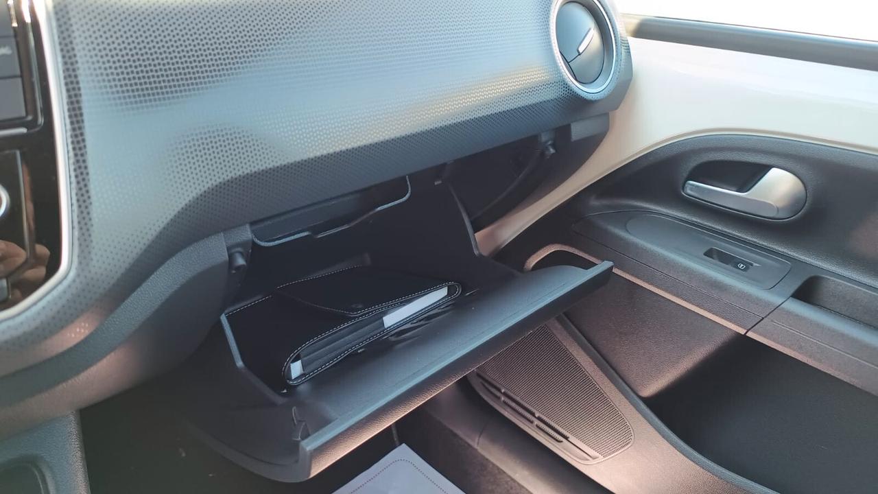 Volkswagen up! 1.0 5p. move up! BlueMotion Technology