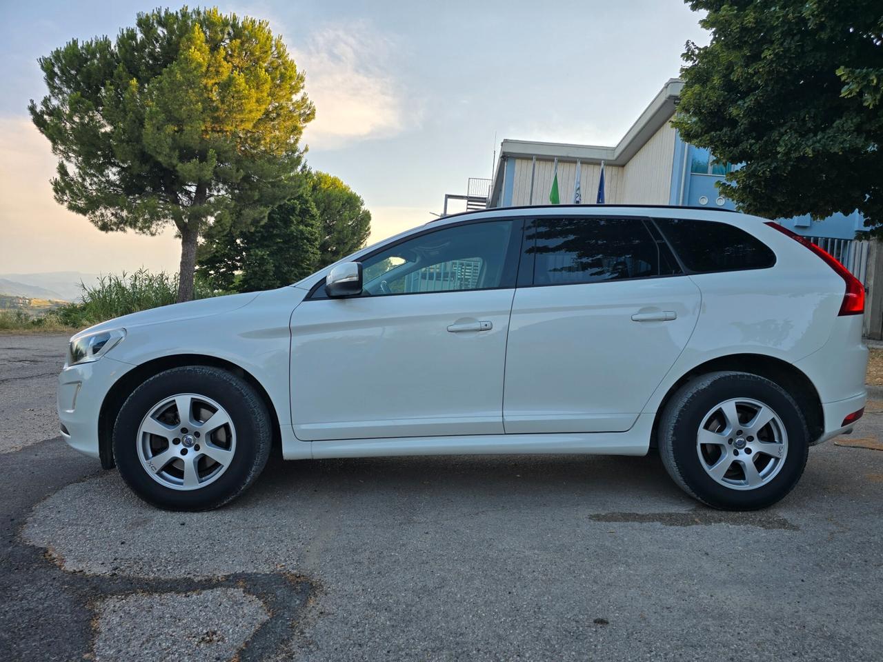 Volvo XC 60 XC60 D5 AWD Kinetic