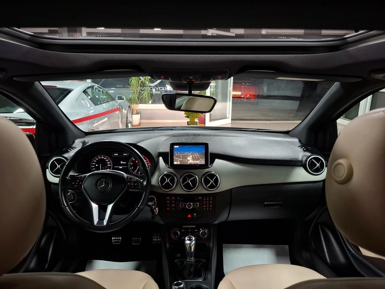 Mercedes B 180 Premium-Tetto-Neopatentato
