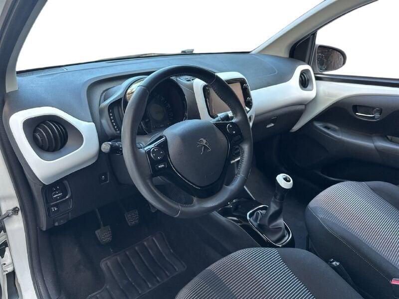 Peugeot 108 PureTech 82 5 porte Allure