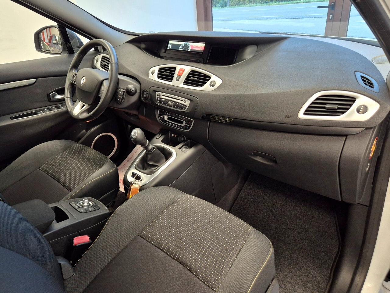 Renault Scenic Scénic X-Mod 1.5 dCi 110CV Dynamique