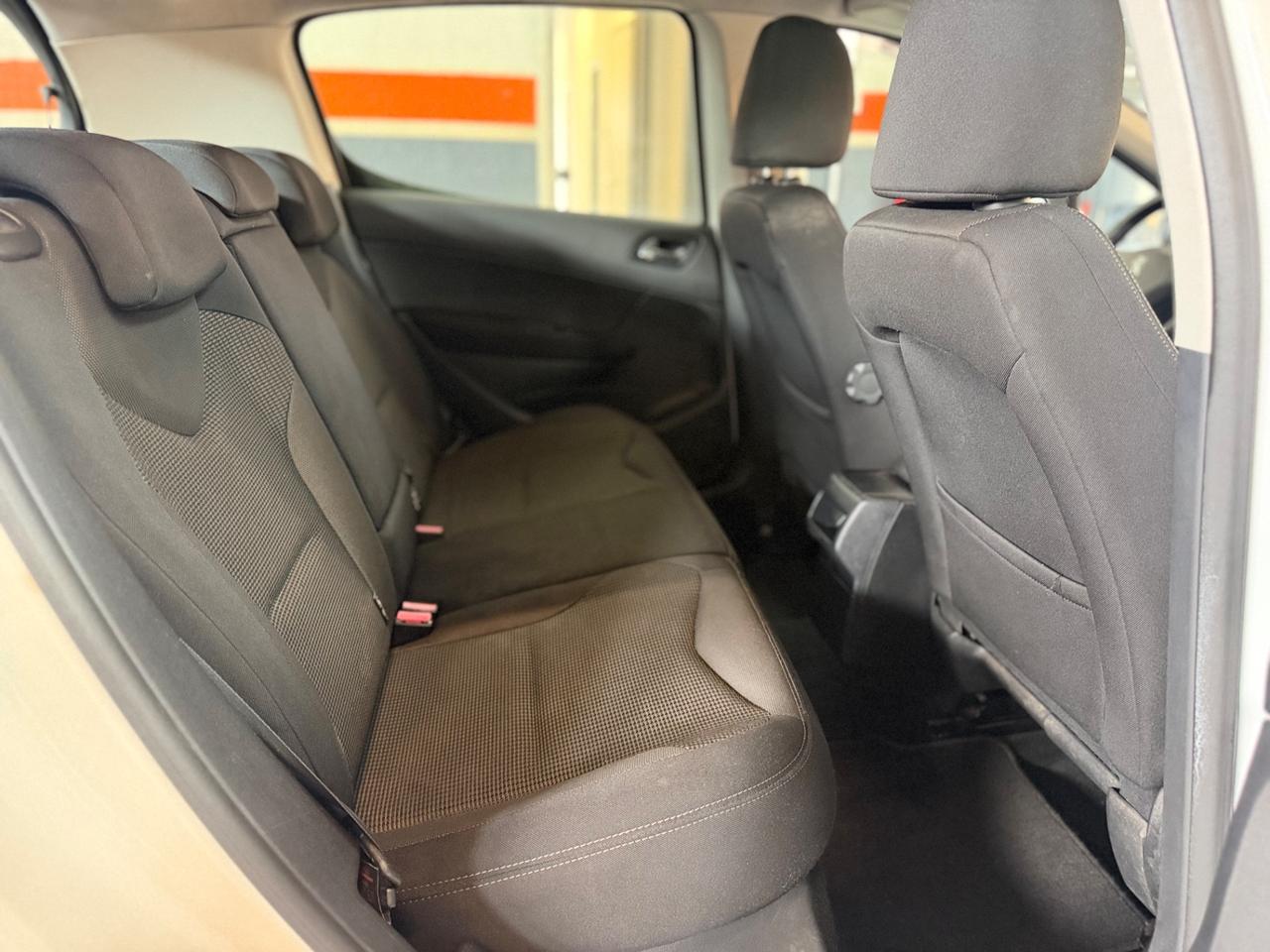 Peugeot 308 1.6 HDi 92 CV Active NEOPATENTATI