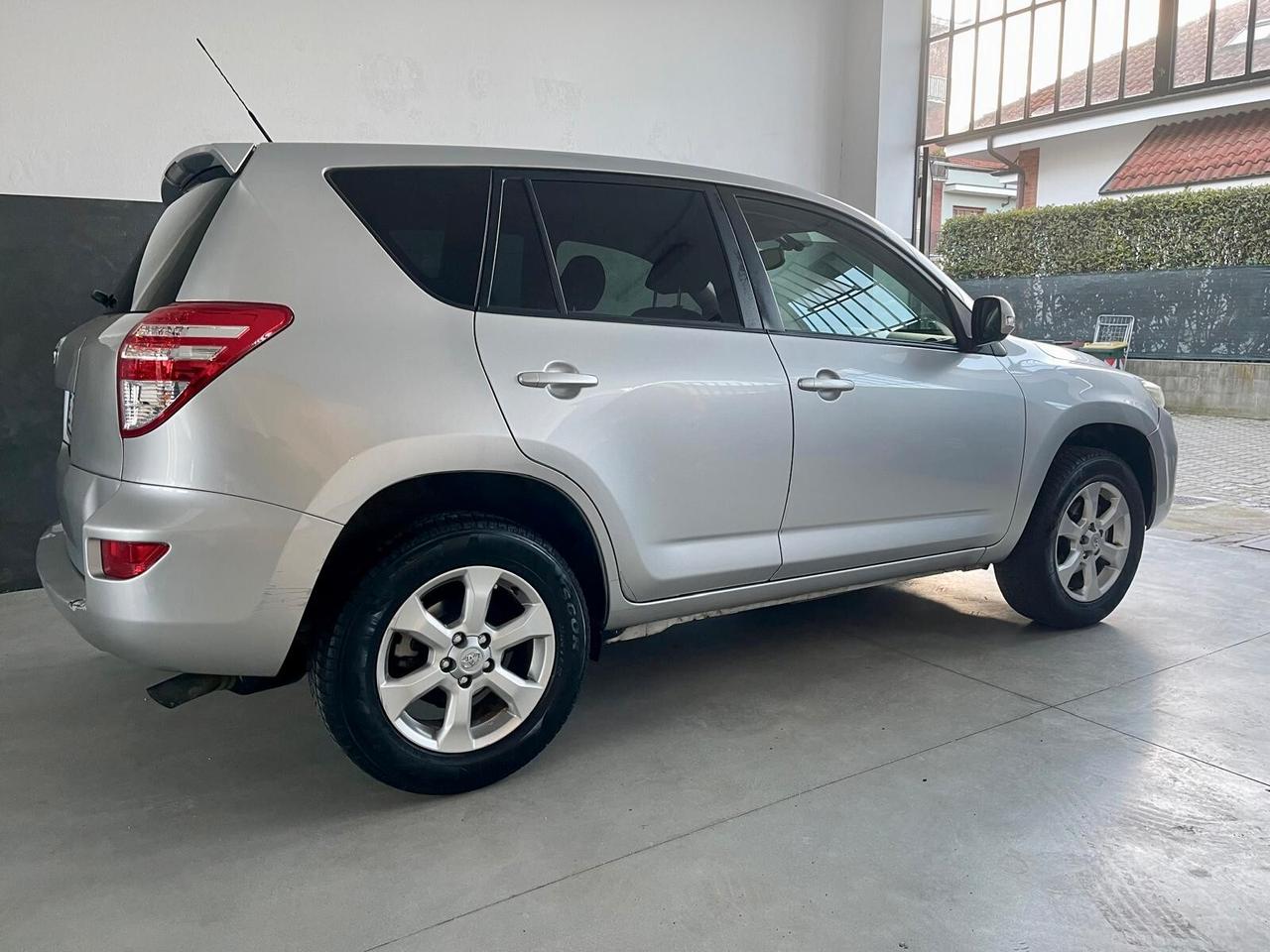 Toyota RAV 4 RAV4 Crossport 2.2 D-4D 150 CV Lounge