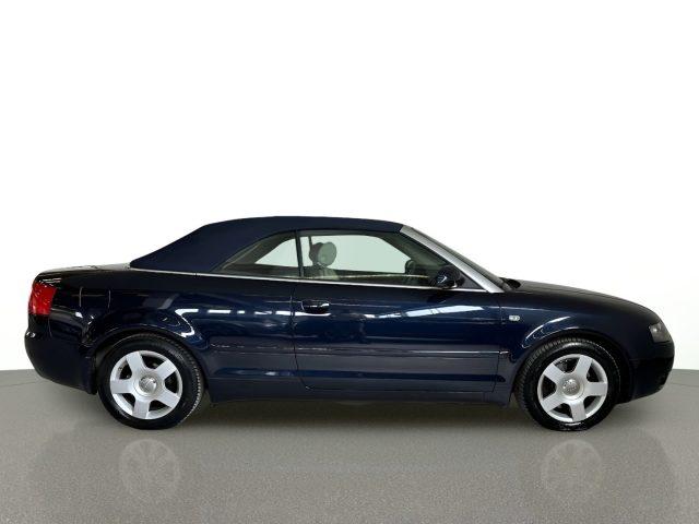 AUDI A4 Cabriolet 2.5 TDI - Clima - Radio CD - Radica