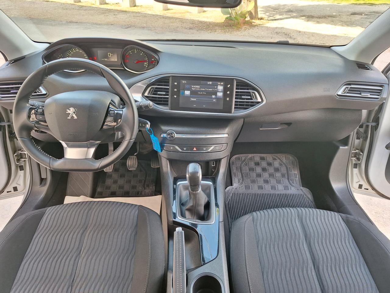 Peugeot 308 1.6 HDi "BERLINA" 114000 KM 2014