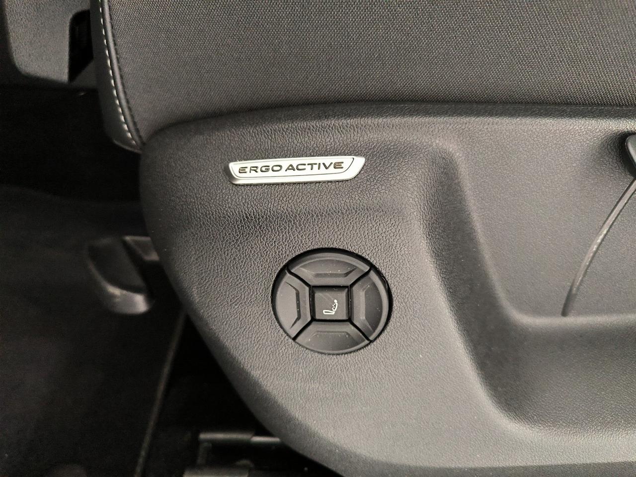 Volkswagen Tiguan 2.0 tdi r-line 150cv dsg
