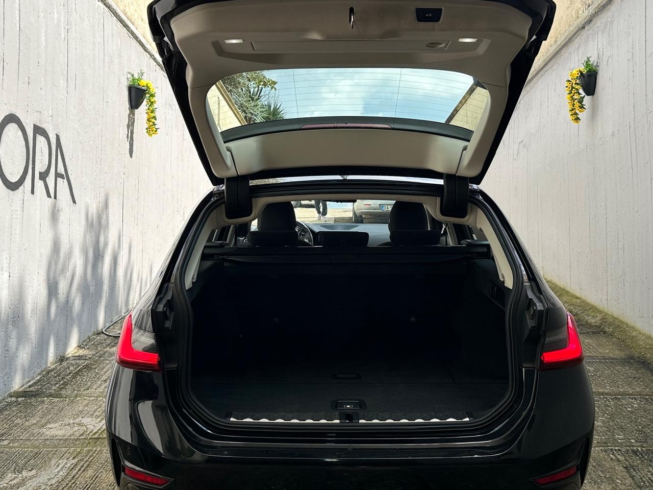 Bmw 320 320d Touring Sport