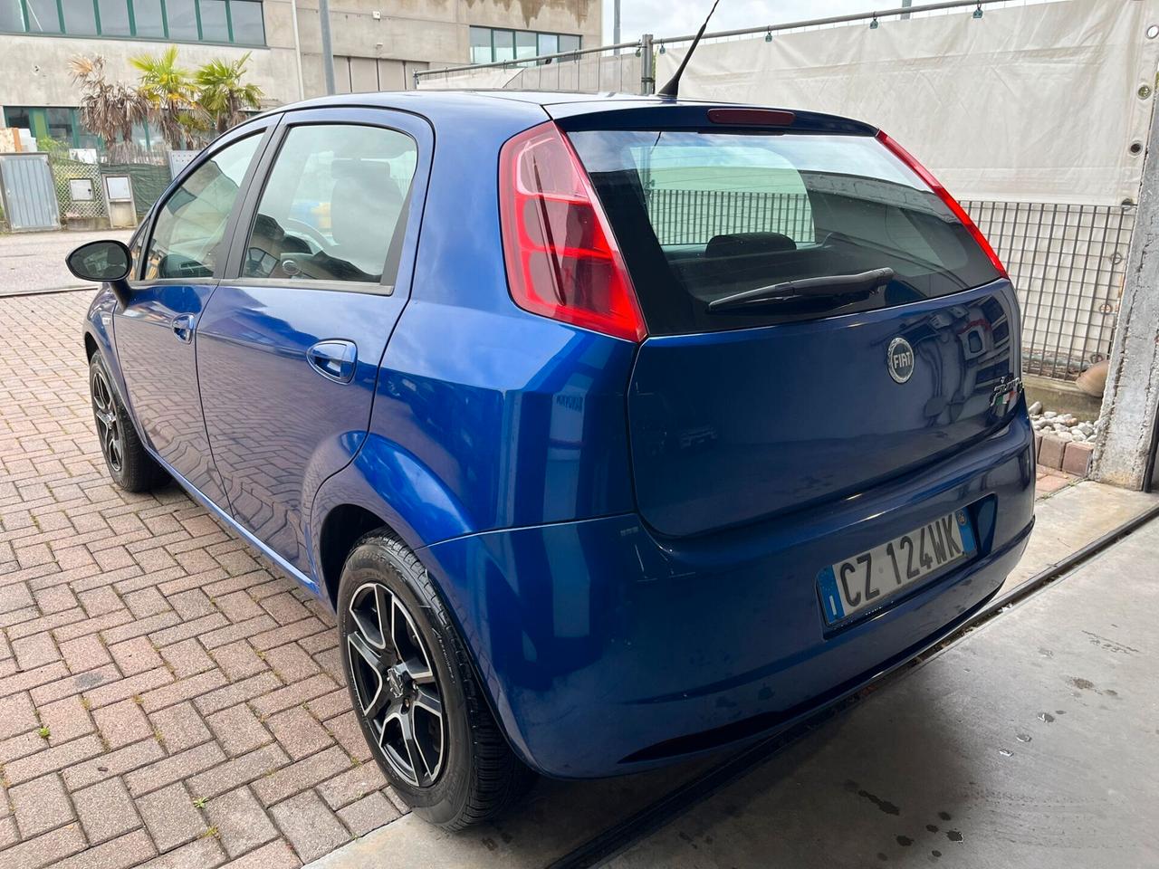 Fiat Grande Punto 1.4 5 porte Dynamic 123000KM