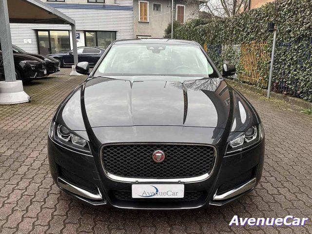 JAGUAR XF 2.0 d Pure BERLINA AUTOMATICA TELECAMERA IVA ESP