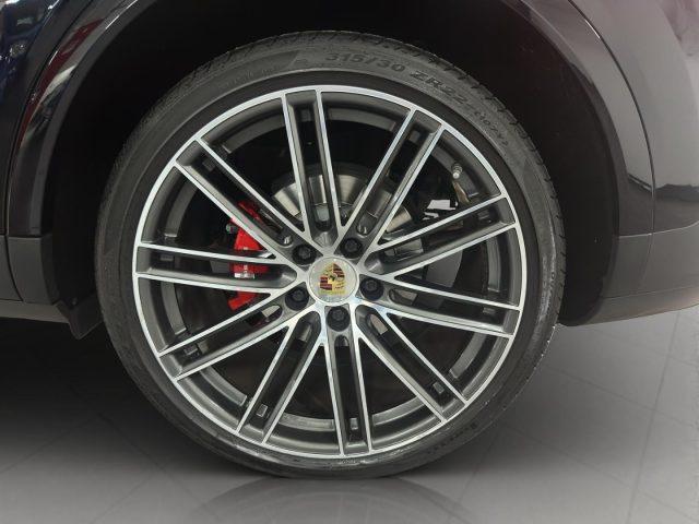 PORSCHE Cayenne 3.0 V6