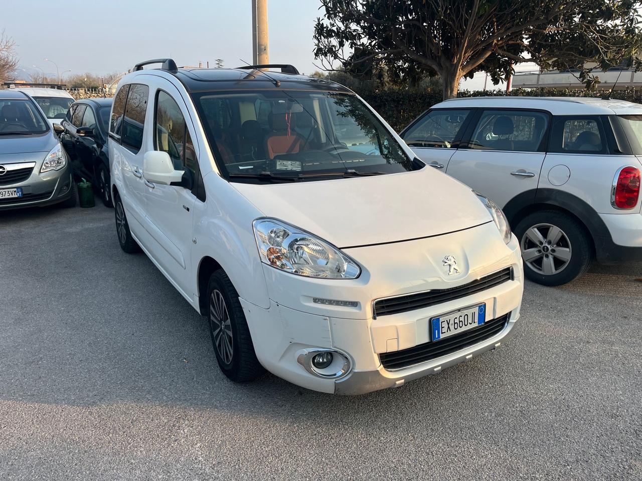 Peugeot Partner Tepee 1.6 HDi 115CV Outdoor