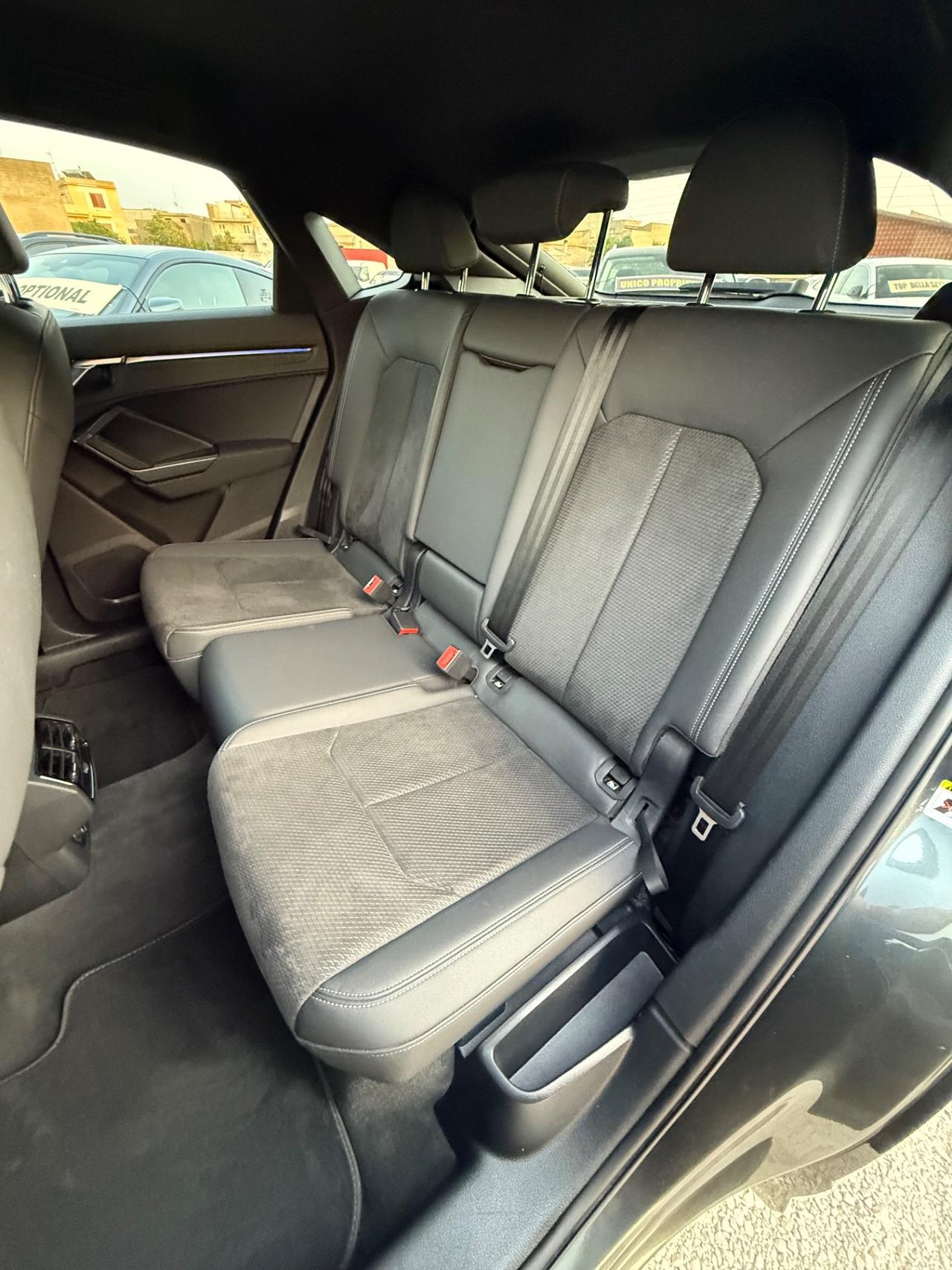 Audi Q3 SPB 35 TDI quattro S-line edition