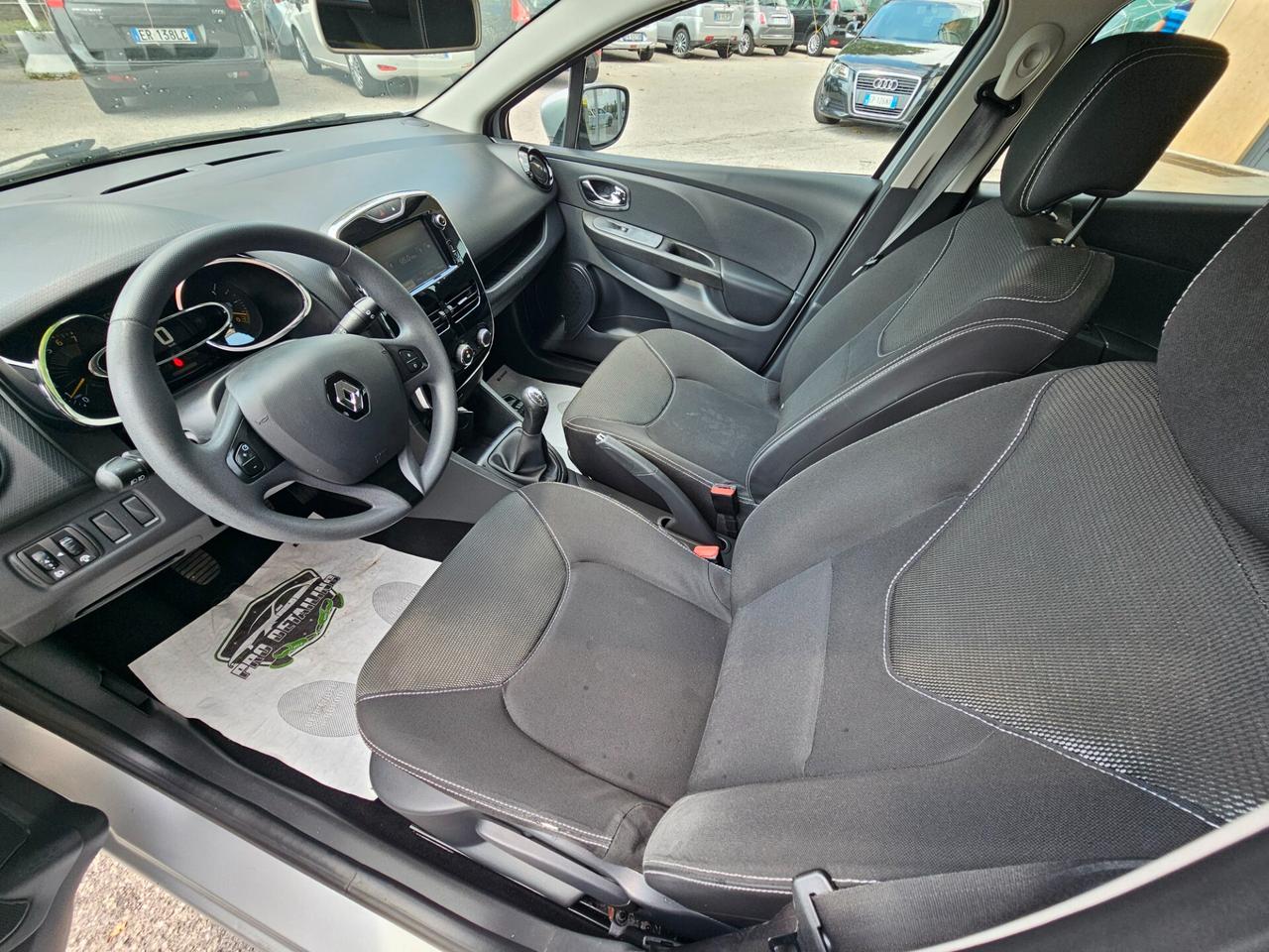 Renault Clio 1.2 75CV 5 porte - Neopatentati