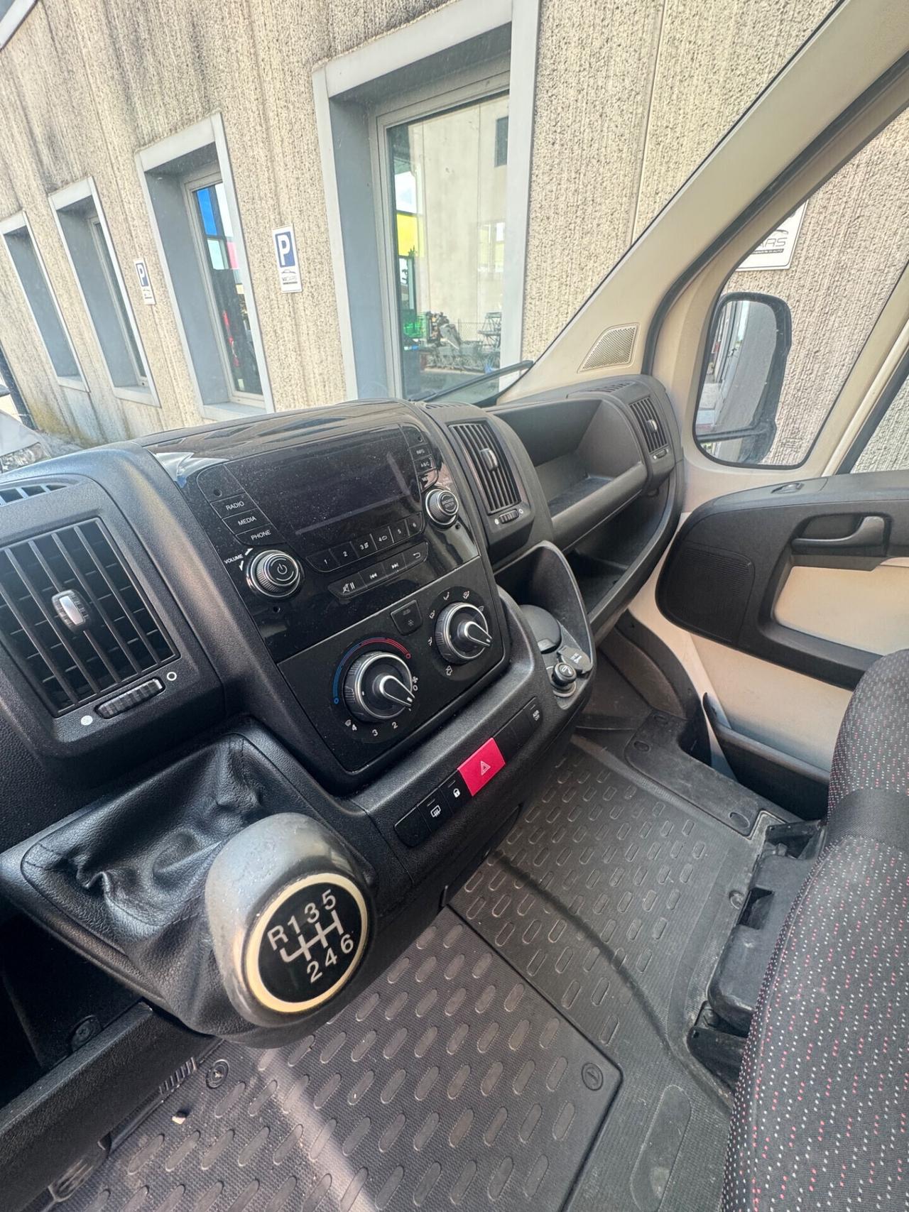 Peugeot Boxer 2.2 Diesel 150cv