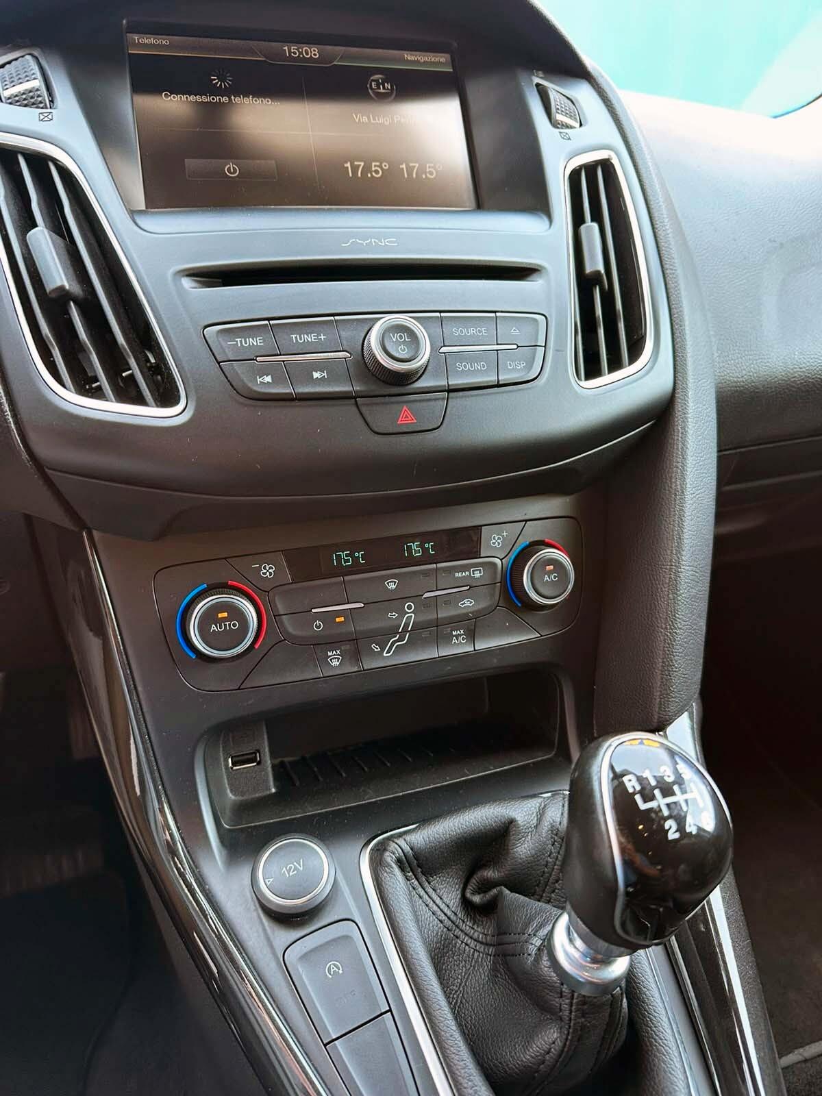 Ford Focus 1.5 TDCi 120 CV Navigatore Cruise control 4 Vetri elettrici