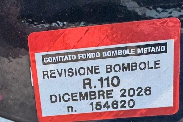 Lancia Ypsilon 0.9 TwinAir 85 CV 5 porte Metano Ecochic Elefantino