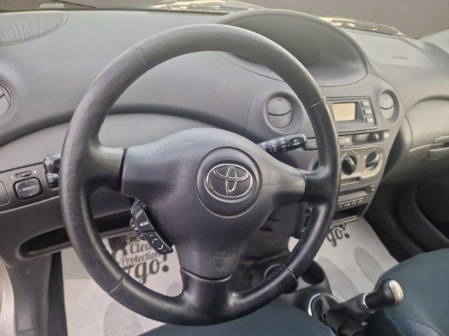 TOYOTA Yaris 1.0i 16V cat 5 porte Sol