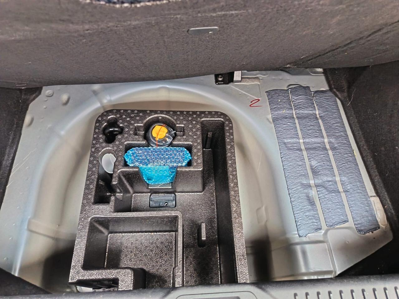 Ford Fiesta 1.1bz 55kW 5P CONNECT NEOPATENTATI