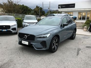 Volvo XC 60 B4 (d) AWD Geartronic R-design Cambio Automatico