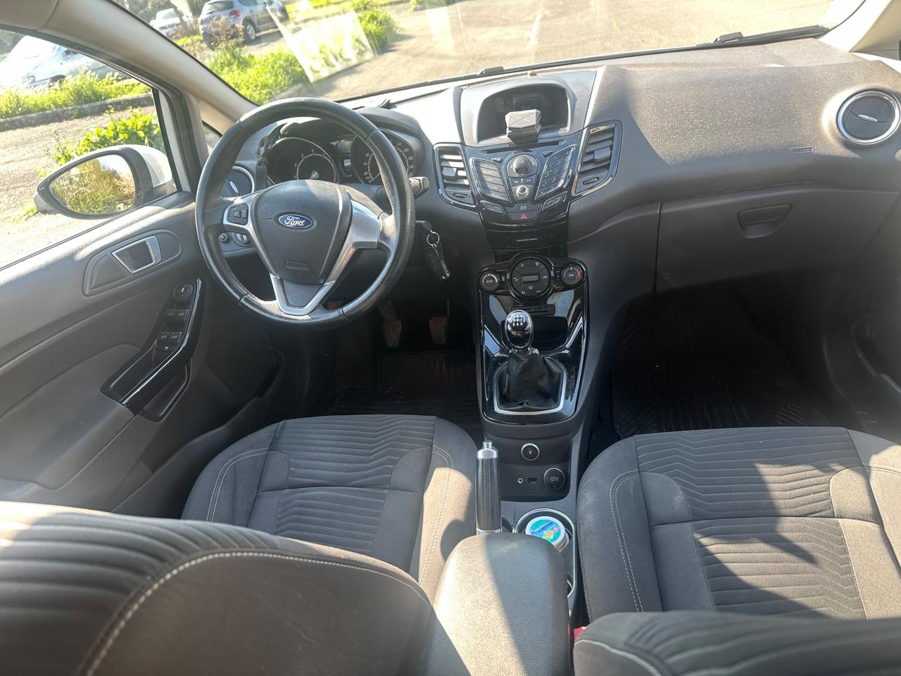 Ford Fiesta 1.4 5 porte Bz.- GPL Titanium