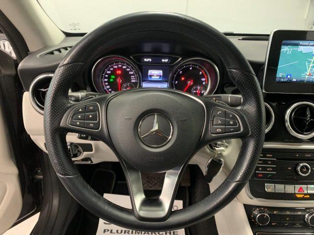 MERCEDES-BENZ CLA 200 d S.W. Automatico Sport