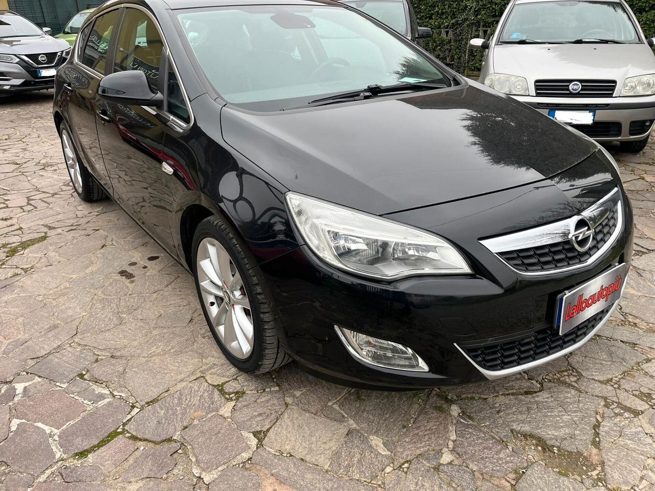 Opel Astra 1.4 Turbo 140CV 5 porte Cosmo