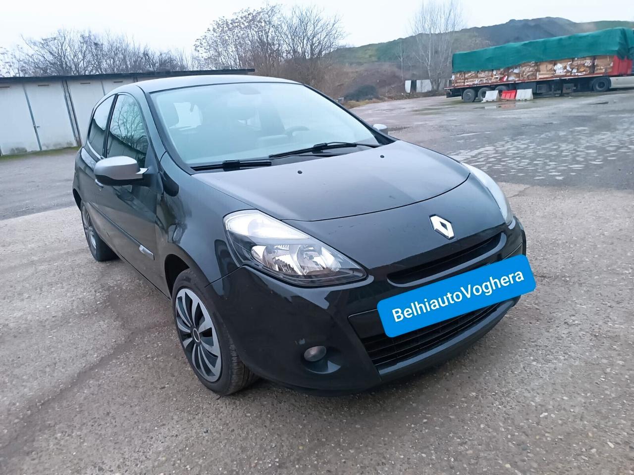 Renault Clio 2011---1.1 Benzina