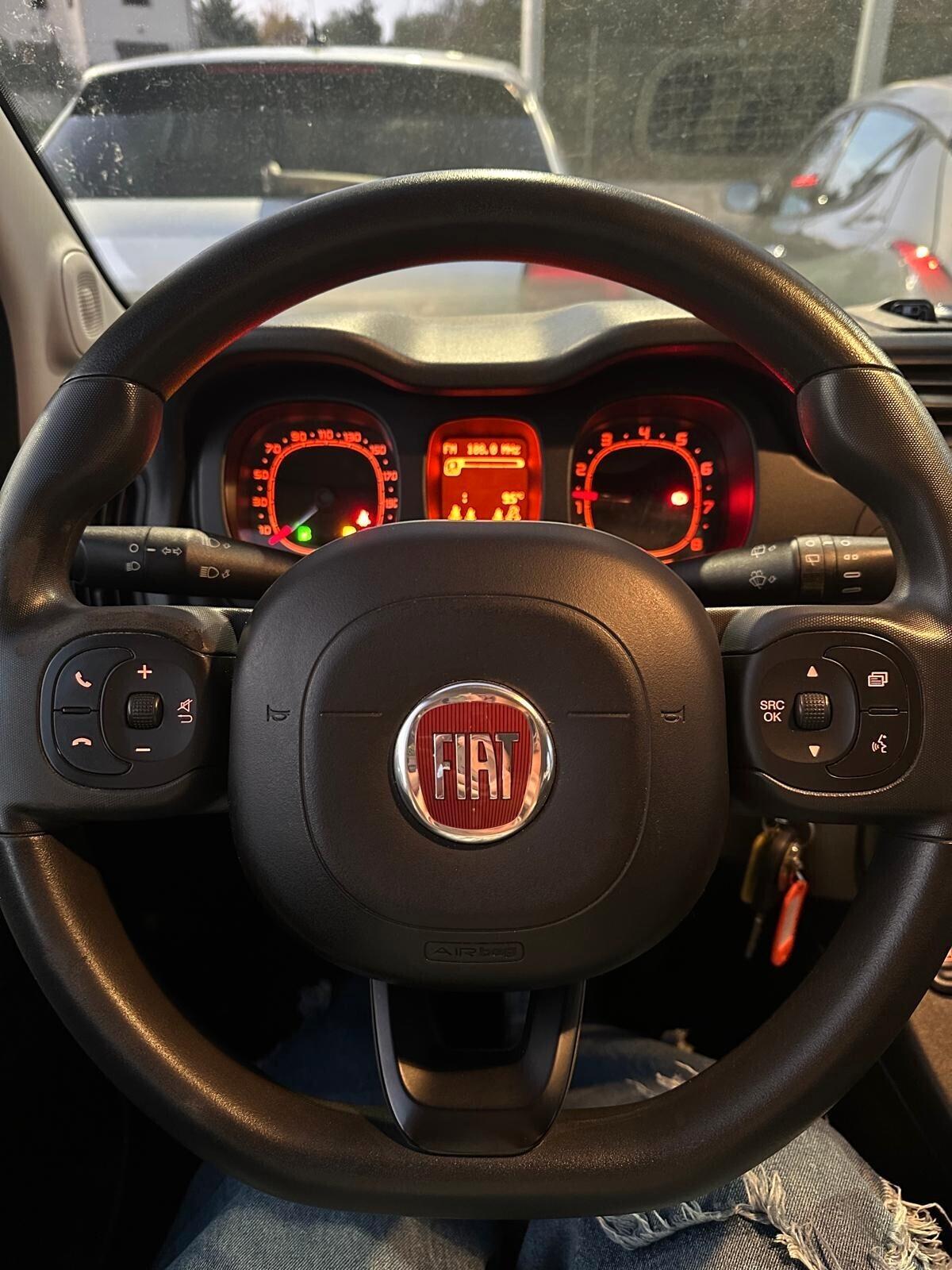 Fiat Panda 0.9 TwinAir Turbo Natural Power Lounge