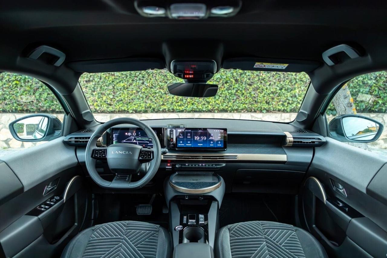 Lancia Ypsilon New Hybrid 1.2 110cv