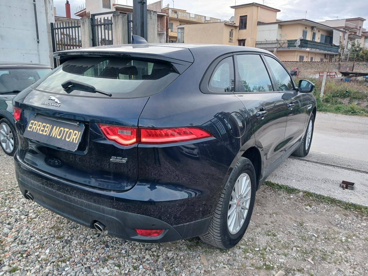 Jaguar F-Pace 2.0 D 240 CV AWD aut. Pure