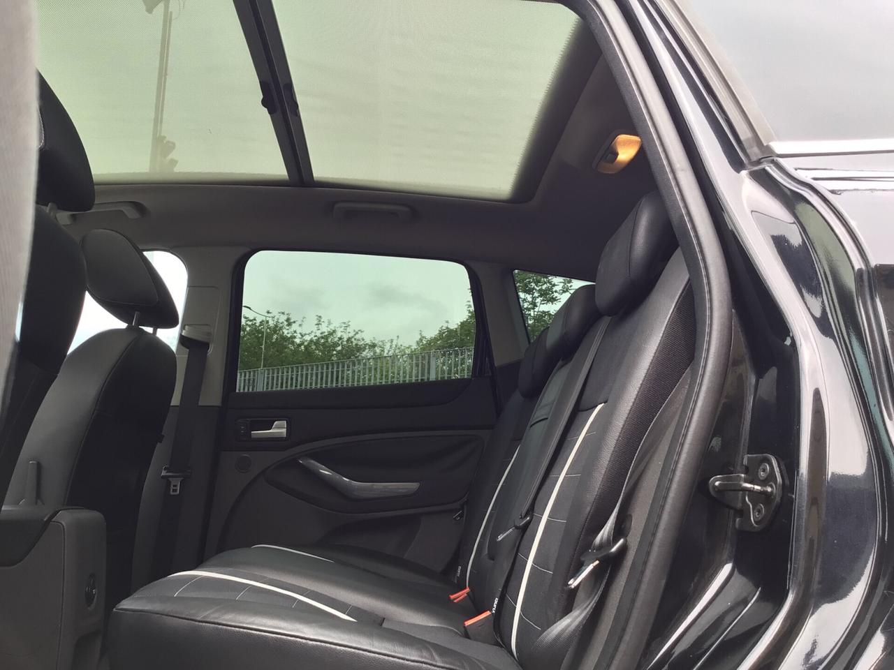 Ford Kuga 2.0 TDCi 136cv 4x4 Titanium
