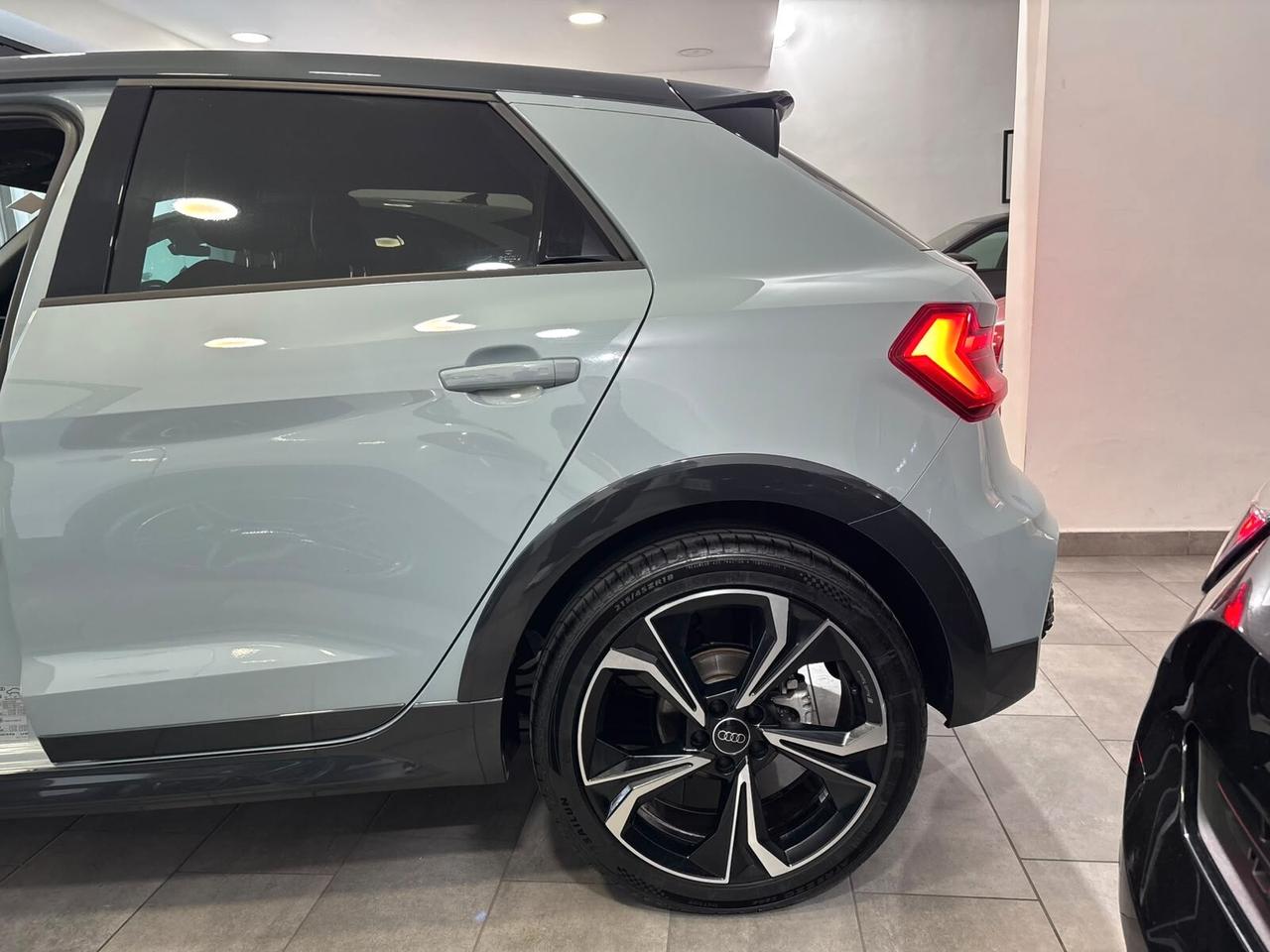 AUDI A1 ALLSTREET 30TFSI S-TRONIC S-LINE EDITION