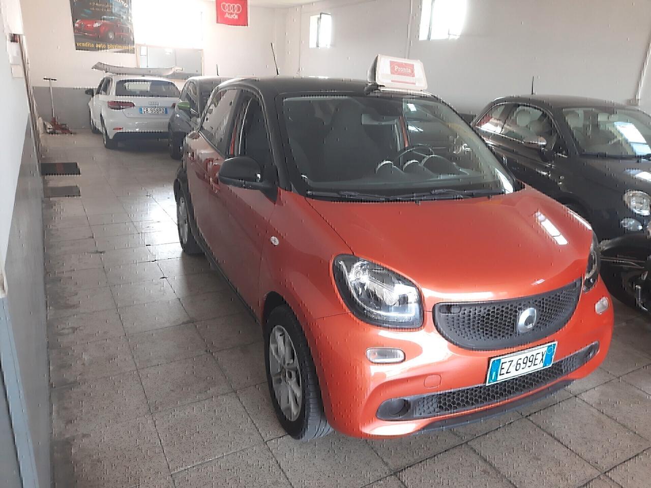 Smart ForFour 70 1.0 Youngster