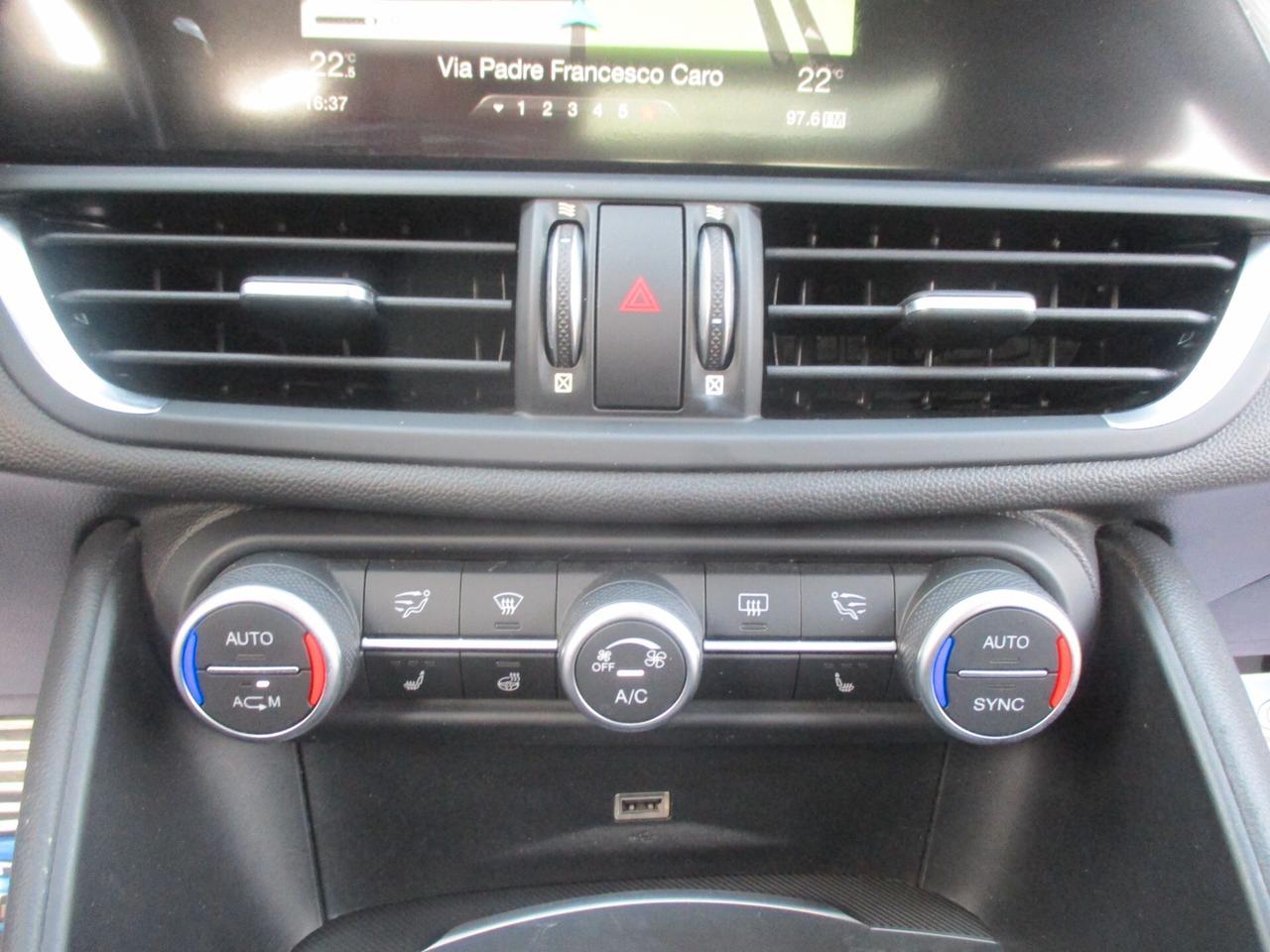 Alfa Romeo Giulia 210 CV AT8 AWD Q4 Veloce STRAFULL