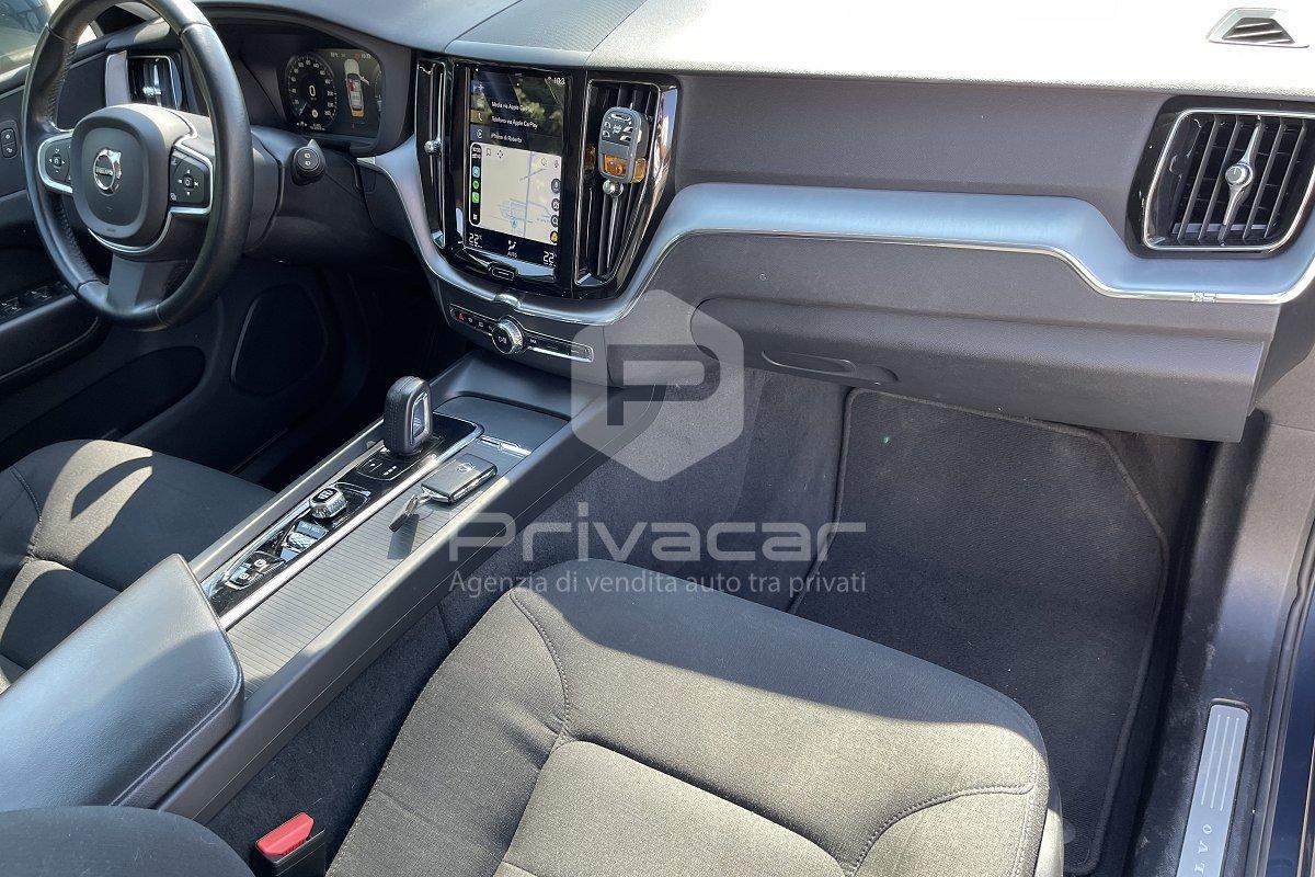 VOLVO XC60 B4 (d) Geartronic Momentum Pro