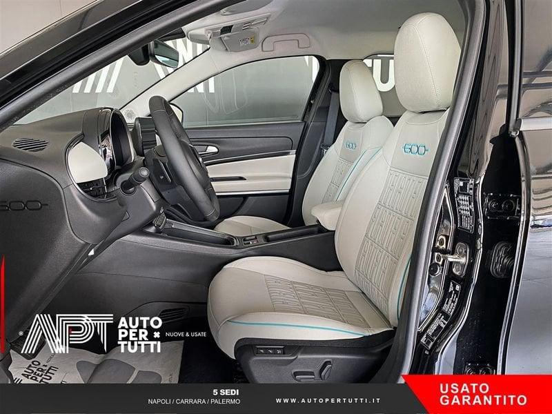FIAT 600 600 1.2 hybrid La Prima 110cv auto