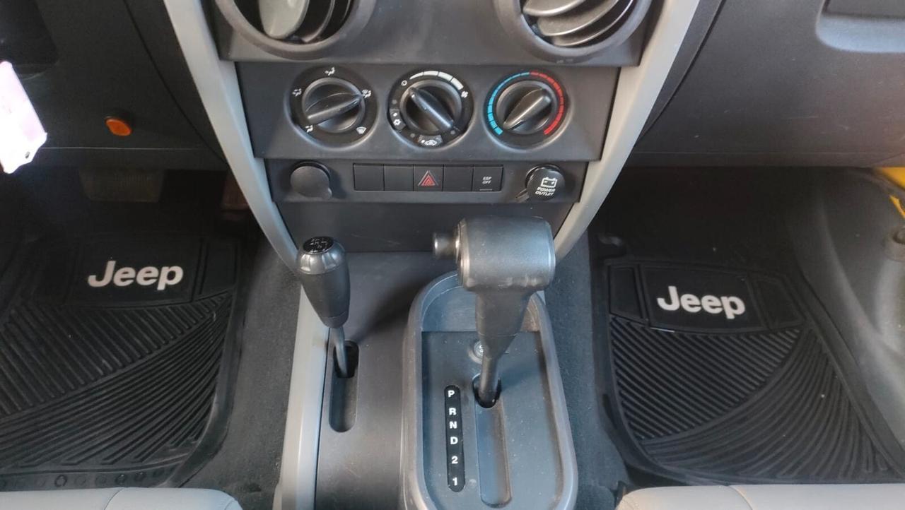 Jeep Wrangler 3.8 X Automatico